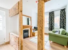 Charming Cottage in the Heart of Tewkesbury