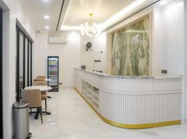 Urbanview Kencana Residence near Pakuwon Mall Surabaya，位于Ngemplak 2的酒店