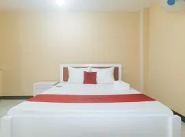 RedDoorz at MUBG Apartelle near Baclaran Church