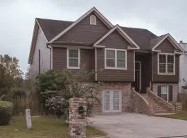 Vacation Home in Morrow, Georgia - Casa Bustamante