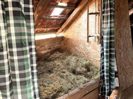 Heu-Koje Free WiFi Schlafsack，位于Hausbreitenbach的农家乐