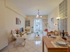 House of Velenia - 2 Bedroom apartment near old town, airport and bus station