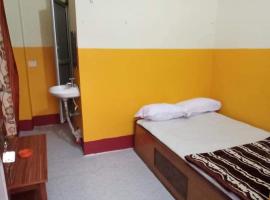 Kalika Inn Hotel & Lodge，位于Biratnagar的酒店