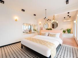 Lsles Designer River View B&B，位于重庆的酒店