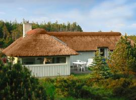 Lovely Summer House In A Scenic Natural Area，位于菲耶里茨莱乌的酒店