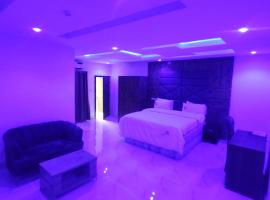 Emmablow Hotel Suites & Night Club，位于Ibeju的酒店