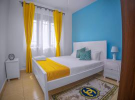 Tranquil - 2 bedroom Spacious Condo with WIFI, 20 mins from KAMPALA CENTER，位于坎帕拉的酒店
