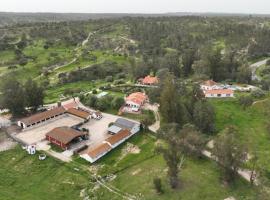 Monte Do Areeiro，位于科鲁希的酒店