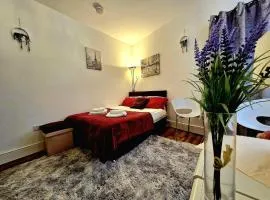 Seaside Bliss Apartment for Style and Comfort