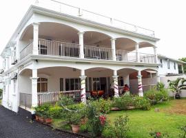 Beejan Mansions，位于罗驰诺尔的酒店