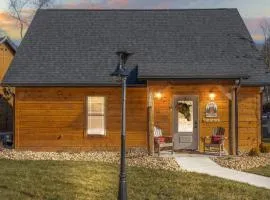 New Cabin at Tall Timbers! Free Tickets! Indoor and Outdoor Pools!