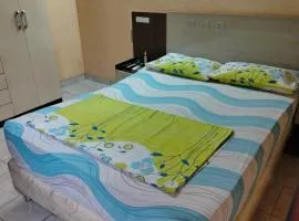 Habitación en casa zona Asunción