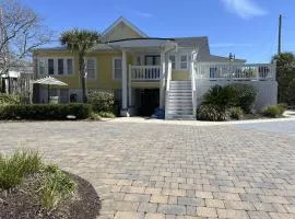 Georgianne Suite Eight