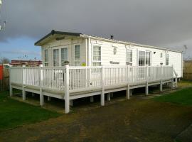 The Wolds Westwood 6 Berth, Central Heated，位于英戈尔德梅尔斯的度假园