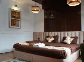 HOTEL NIRVANA
