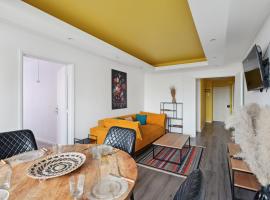 Chic and spacious apart with parking，位于科隆布的酒店