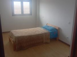 Alquilo Habitacion，位于奥卡尼亚的酒店