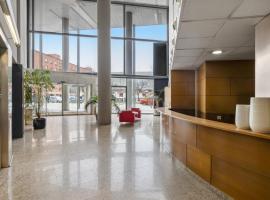 B&B HOTEL Barcelona Mollet Porta de Gallecs，位于莫勒山谷的酒店