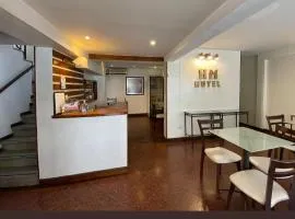 Hotel Mayo - 25 de mayo 1265 - ciudad de Mendoza - Capital