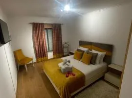 Lux & Design Private Room - Montijo, Lisbon