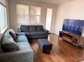 Cozy & Quiet Fully Equipped Newark Escape with Free WiFi, AC, and Easy Parking，位于纽瓦克的酒店