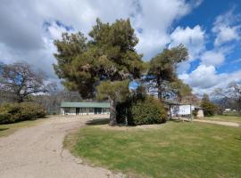 Squaw Valley Motel Room 7，位于Dunlap的酒店