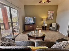 Comfy Mountain Side Stay - Incredible Views