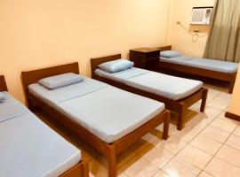 Villa Paraiso Resort & Waterpark，位于Camiguin的酒店