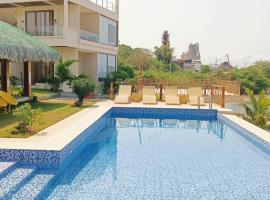 Summer Coastal Suites，位于Bacnotan的酒店