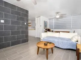 3 Story Penthouse with Ocean Views