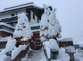 阿尔贝格里雅斯特酒店，位于坦布雷迪阿尔帕戈的酒店