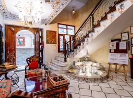 All Seasons Heritage Homestay，位于斋浦尔的浪漫度假酒店