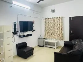Peaceful 2 Bedroom Flat near Airport