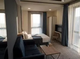 Rooftop Hotel