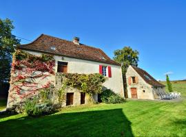 Les Maratoux，位于La Chapelle-Saint-Jean的酒店