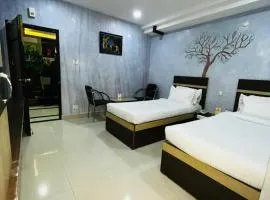 HOTEL BHAKTHA Nivas Residency