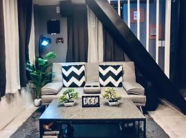 Cloves Den Binangonan Your Ultimate Cinema Date，位于Binangonan的酒店