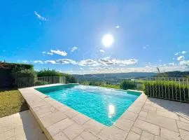 La Dolce Vita, vue et piscine à débordement