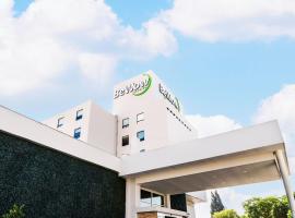 BeWow Hotel Querétaro，位于克雷塔罗的酒店