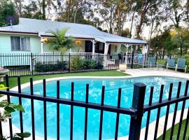 Hawstead 3bed Country Cottage, Heart of Redlands，位于Thornlands的酒店