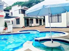 Casa campestre con piscina y jacuzzi en Melgar，位于梅尔加的酒店