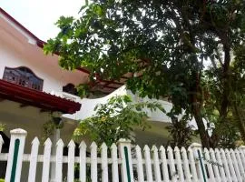 Ellagama Village Bungalow