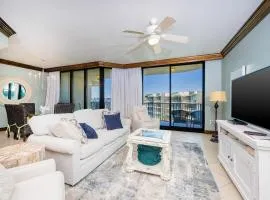 Phoenix on the Bay 1527 condo