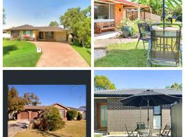 Cheerful 13 Bedrooms With Free Parking，位于彭里斯的酒店