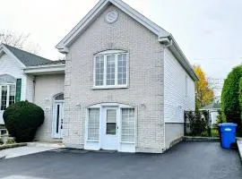 The Home Sweet Home 20 Mnt away From Airport