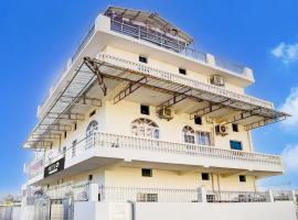 Super Hotel O Sudhowala Near Nanda ki Chowk，位于Jhājra的酒店