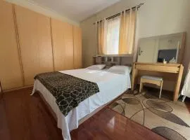 Cosy Two-Bedroom Apartment