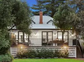 Moyne River View House