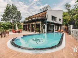 Bách Việt Villa Retreat Sân Golf Tam Đảo，位于三岛县的酒店