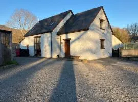 Maes Y Berllan Barn